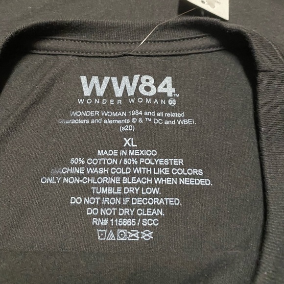 DC Comics Wonder Woman 1984 Boyfriend Fit Juniors T Shirt Size Extra Large - Picture 11 of 13